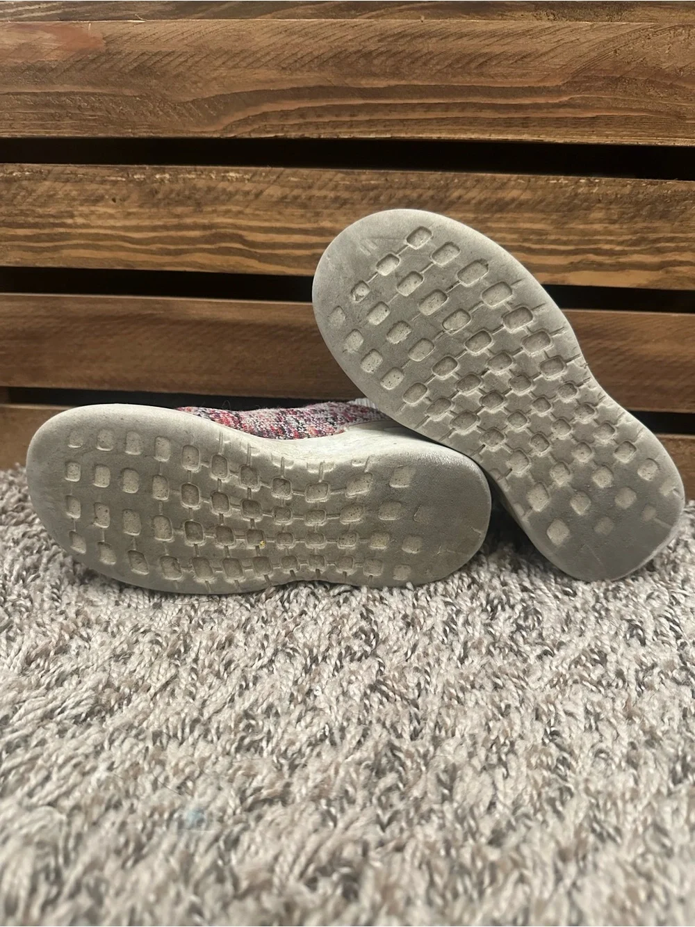 Adidas Size 9 Slip on Sneakers